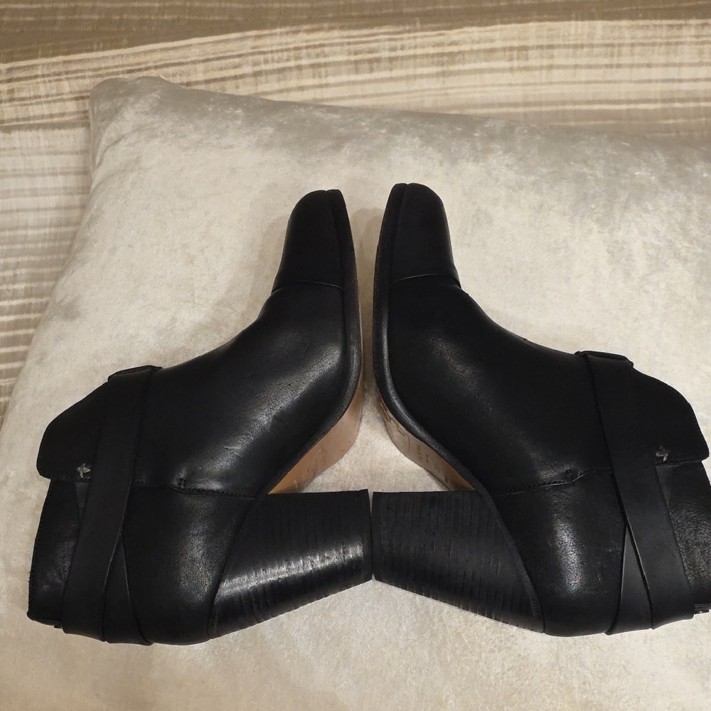 rag & bone Black Leather Ankle Booties - Picture 5 of 16